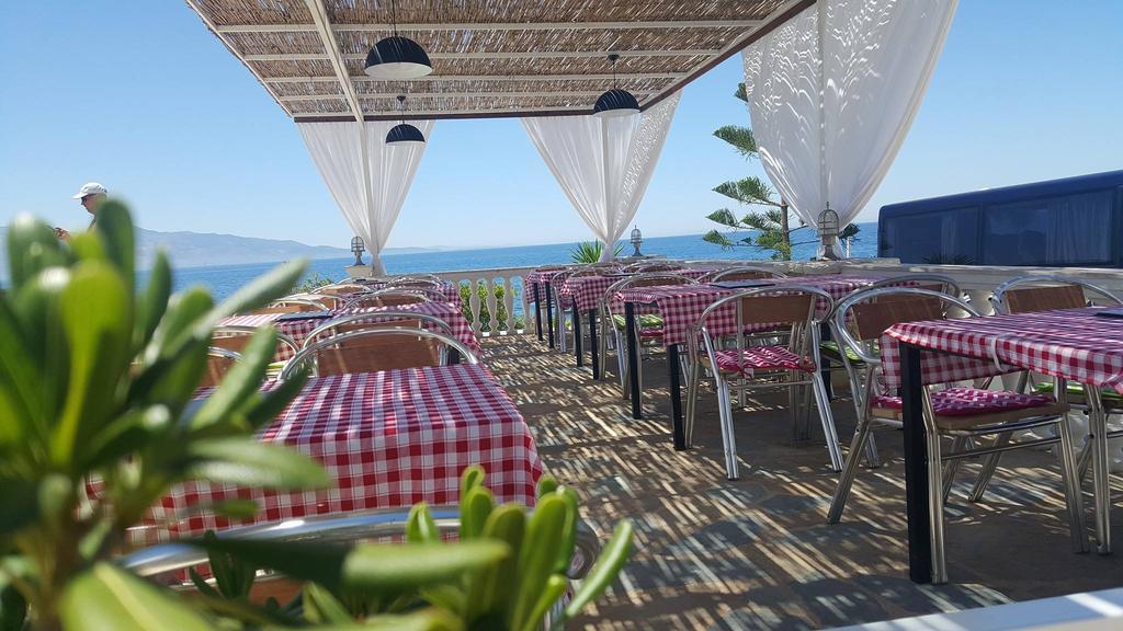 Perla Hotel Saranda Exteriér fotografie